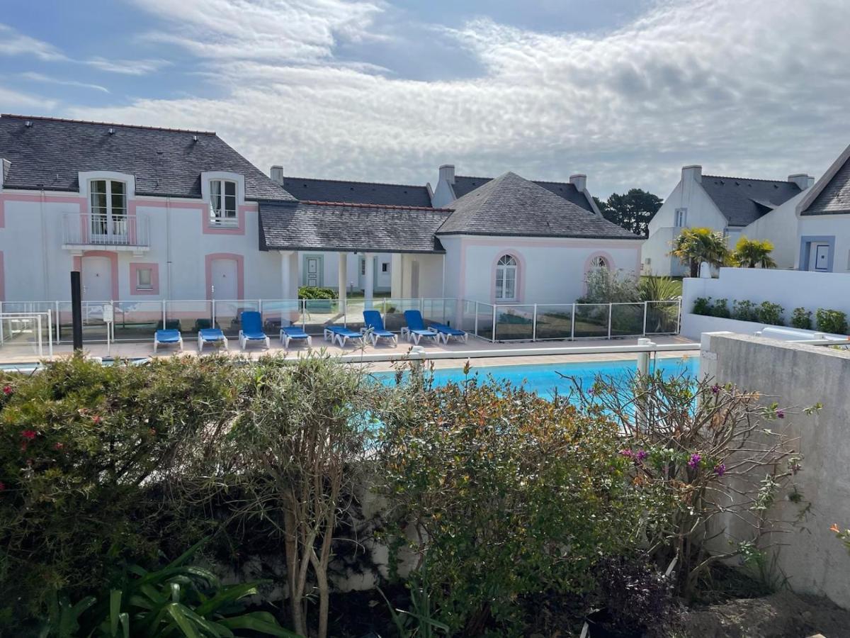 Maison De Vacances De 56 M2 Dans Residence Avec Piscine Chauffee Proche Plages Locmaria Kültér fotó